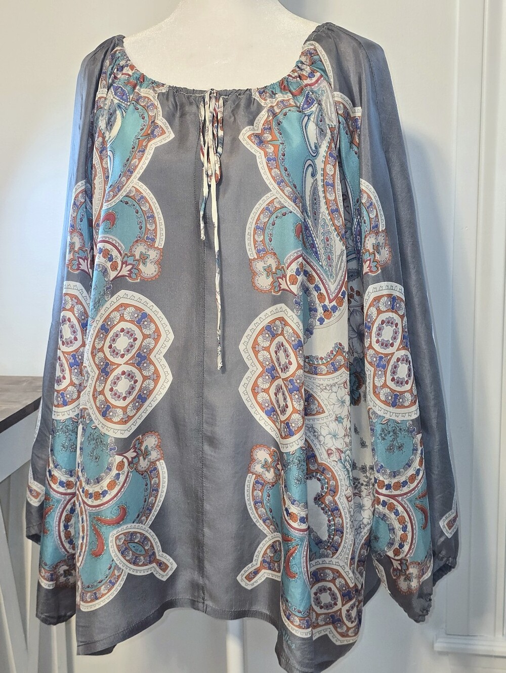 Johnny Was 100% Silk Oversized Bohemian-Style Blouse Women's Size XL